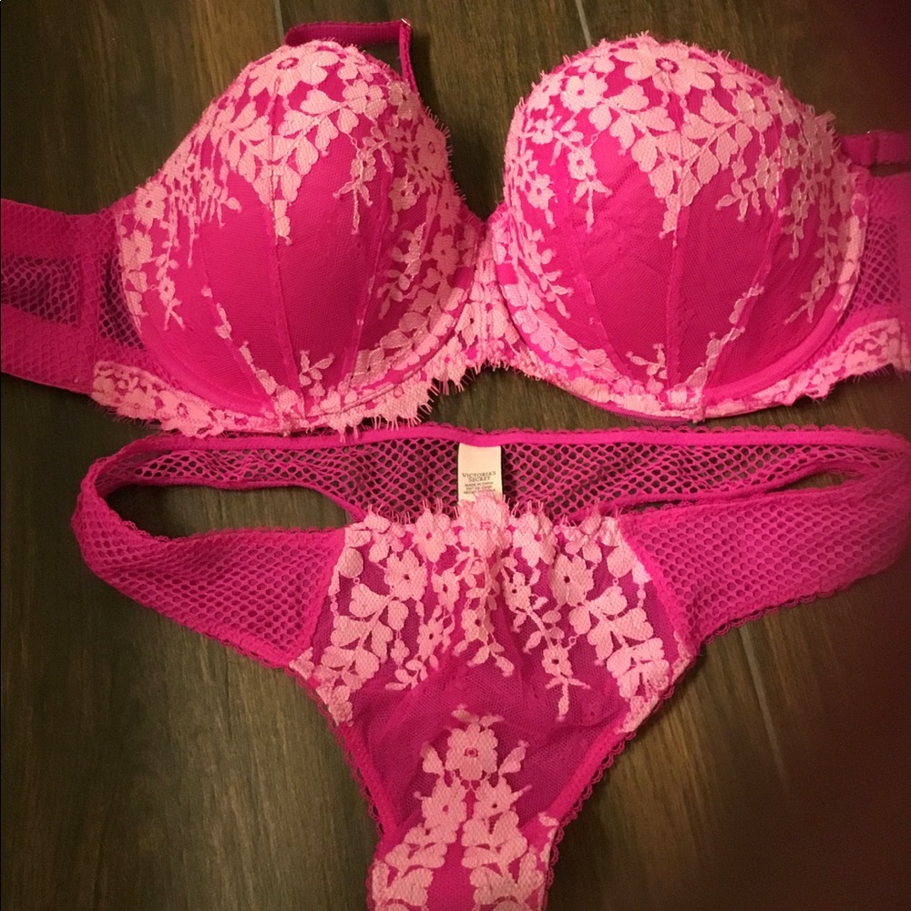 Victoria’s Secret Bra & Panty Set